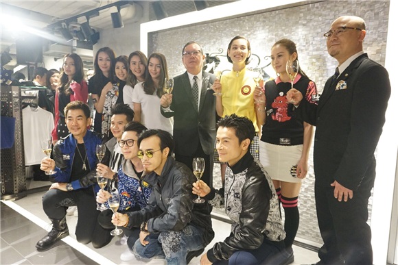 任贤齐、水原希子出席高尔夫球品牌开幕活动