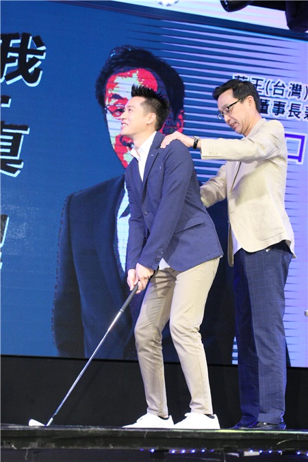 周汤豪出席男士护肤新品全新代言人活动
