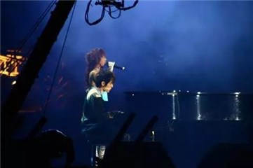 2003上海反盗版激情演唱会,双J同台