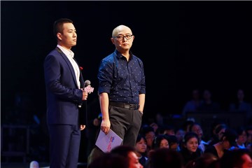 男嘉宾奇特选择方式惹争议