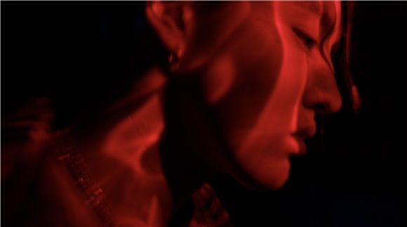 吴亦凡最新英文单曲《B.M.》上线 再登iTunes总榜第二