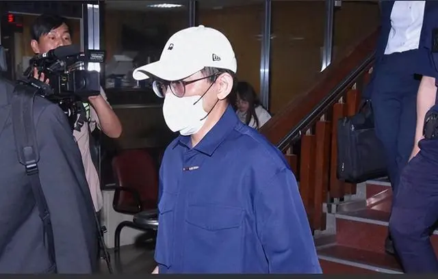 黄子佼私藏未成年不雅视频 一审被判8个月徒刑