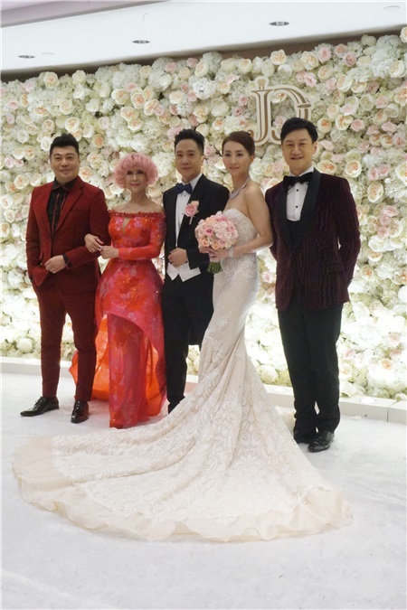 宣萱、吴卓羲、薛家燕等参加艺人陈曼娜女儿Joie & Dicky婚礼晚宴
