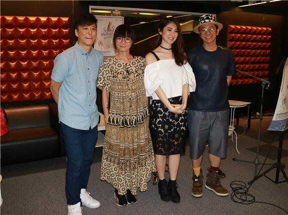 石咏莉、孙耀威、卢巧音、邓健泓等出席「演唱会彩排」活动