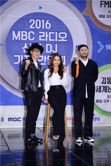 MBC电台举行新人DJ记者会 池石镇、郑柔美等出席