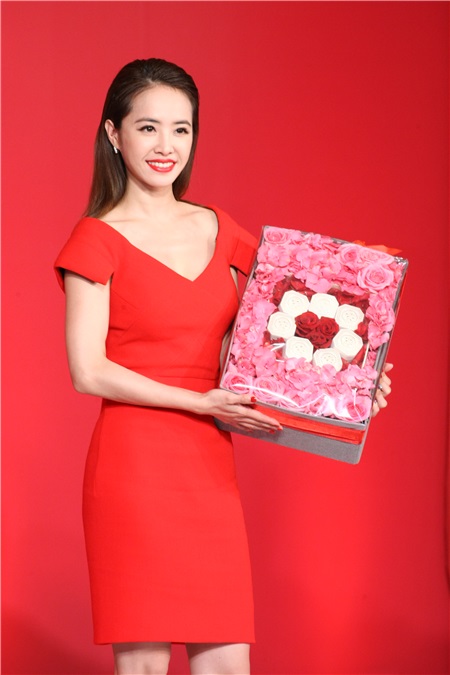 蔡依林出席台湾资生堂60周年代言人记者会