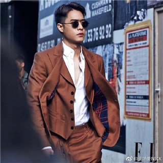 周汤豪同框权志龙 网友：不得了的画面啊