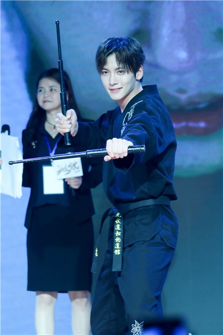 《旋风少女》开播发布会及元武道挑战赛 出席:池昌旭、陈翔、谭松韵、郭俊辰等出席