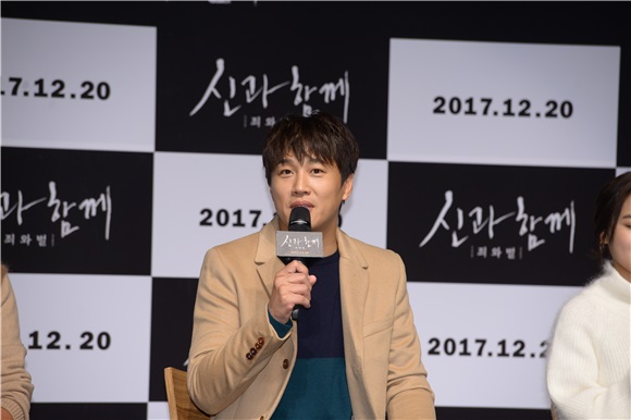 河正宇、车太贤、金香起等出席韩国电影《与神同行》与观众对话活动