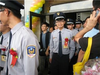 图片说明