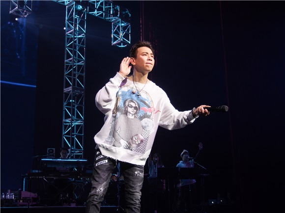 陶喆音乐旋风袭卷北美 出道21年首登美国西泽皇宫开唱