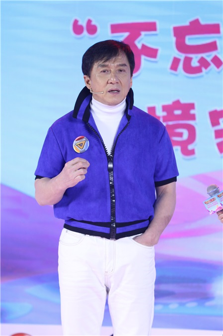 成龙再打造动画片 索吻夏天被拒直呼「没面子」