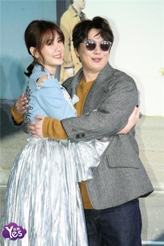 萧煌奇专辑斥资三百万赴北海道拍摄 安心亚求姻缘线祝福