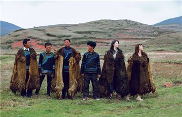 谭维维与悦悦探访彝族村落
