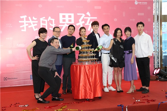 林心如、张轩睿、高圣远、李李仁等出席戏剧《我的男孩》开镜记者会