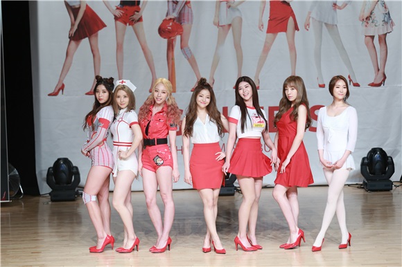 韩女团Brave Girls在首尔举行第3张迷你专辑《High Heels》Showcase