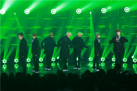 《The show》韩秀榜 VIXX、I.O.I等出演