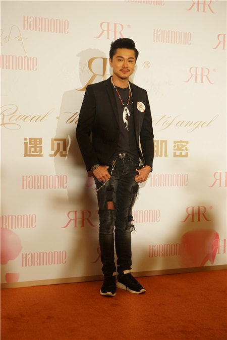 蔡少芬、洪天明等出席尖香蔓蕾文化发展派对