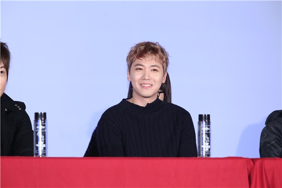 �����찢�š�FTISLAND�������Ĺij�ϯ�ڈ��C����չ