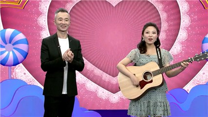 《中国新相亲》开启“云”上相亲，现场“查”手机捕捉嘉宾小秘密！