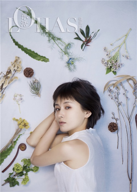 王子文演绎清新少女 晚春四月美好正当时