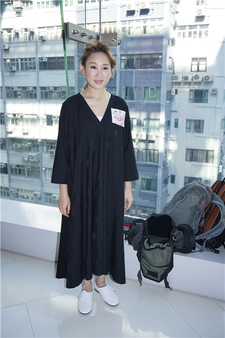 王菀之出席筹款活动 透露为开演唱延迟造人计划