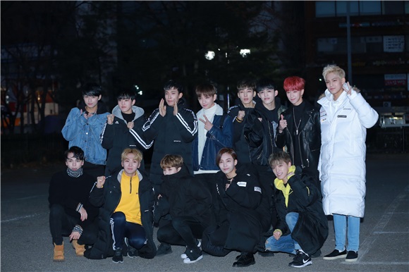 〈Yes 首尔现场〉Seventeen、ASTRO、B1A4等亮相《音乐银行》彩排