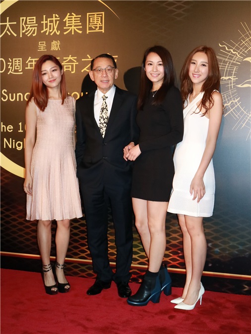 杨千嬅、薛凯琪等出席「太阳城10周年传奇之夜」的庆祝活动