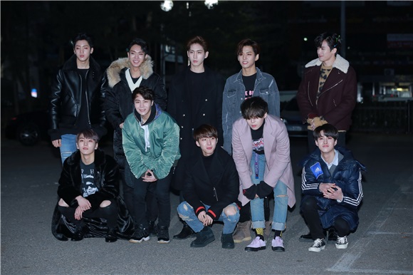 男团Seventeen、 ASTRO、 B1A4等前往KBS电视台参加《音乐银行》彩排