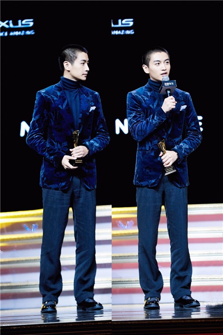 陈晓荣获「内地杰出艺人」奖 演员人生步履不停