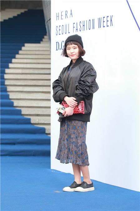 利特、孝琳、雪娥等出席首尔时装周