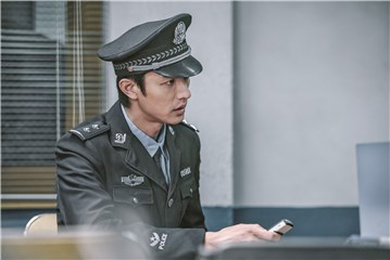刘畅《失踪人口》收官 落魄警察邹志明成悬疑专业户