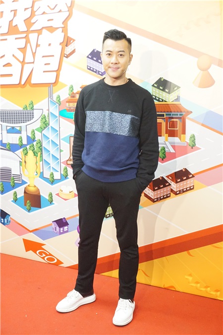 张卫健、许志安、苏永康等参加《我爱香港》进行录影
