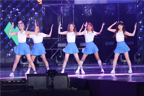 〈Yes 首尔现场〉「2016 DMC Festival」开幕公演 众多组合轮番上阵
