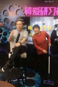 松下无线手持吸尘器：续航出众 直播走红