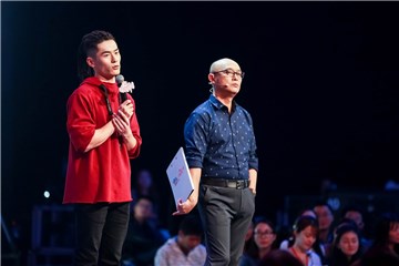 男嘉宾年轻帅气竟是“老干部”
