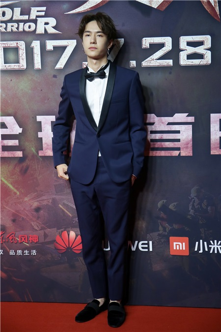 吴京为拍开场长镜头「拼命」 张翰自夸内心很爷们