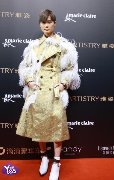 易烊千玺杨幂唐嫣Angelababy刘亦菲等出席嘉人盛典
