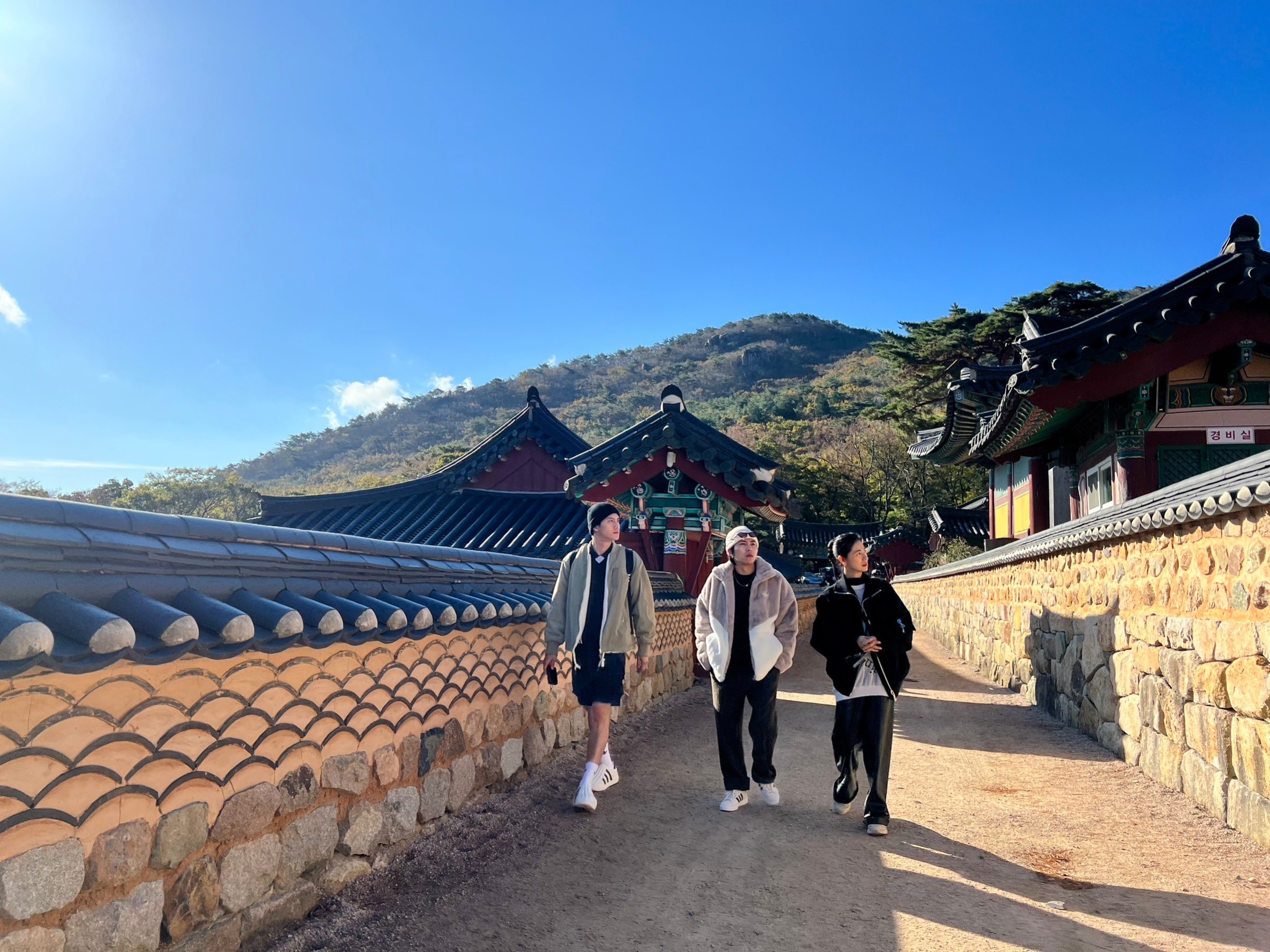 《演员们的旅行》林予曦美照连发 羞喊：好梦幻
