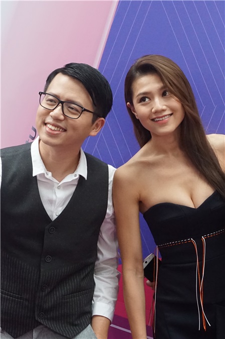 周秀娜、吴千语、周汶錡出席美颜手机发布会