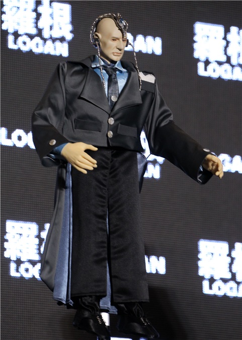 休杰克曼X教授记者会