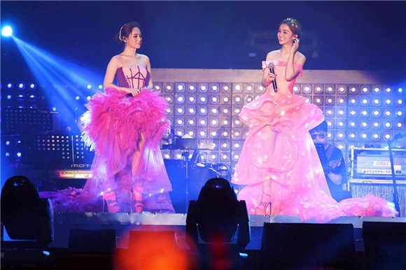 Twins LOL 世界巡演澳门站收官来袭 新歌旧曲回忆15年青春