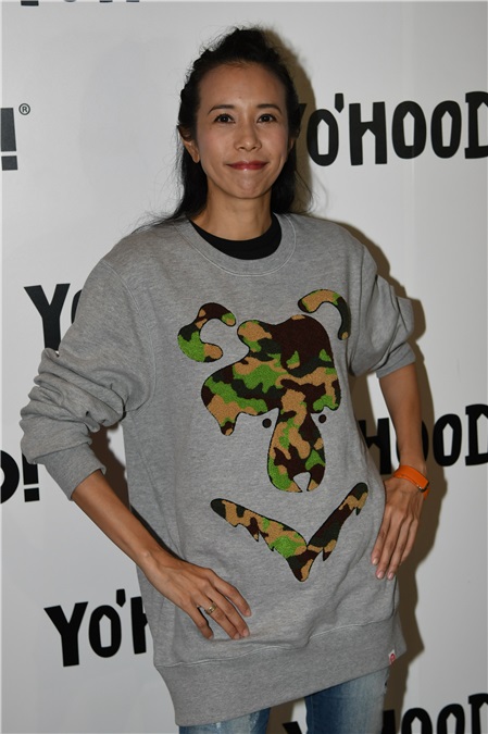 莫文蔚、黄伟文等现身「YO’HOOD全球潮流新品嘉年华」后台
