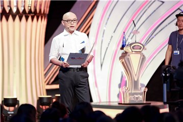 孟非支援优秀语文老师“很会聊天”