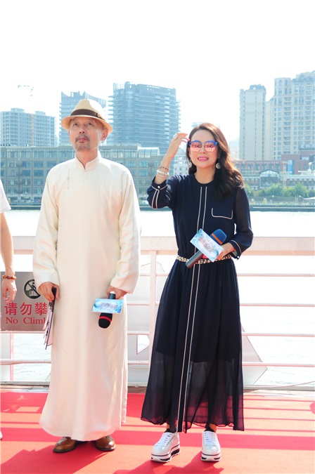 葛优、闫妮《罗曼蒂克消亡史》豪华阵容 章子怡复出黑色装扮不掩腰围发福