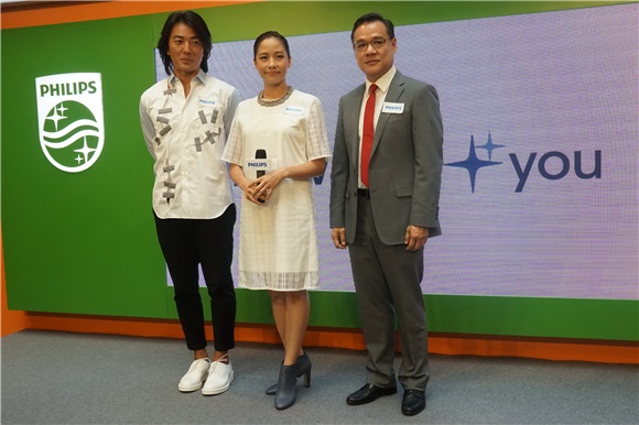 林嘉欣和郑伊健8出席品牌飞利浦生活展览揭幕礼