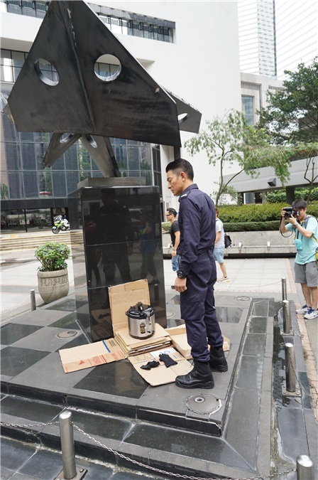 刘德华电影《拆弹专家》拍摄拆炸弹场面