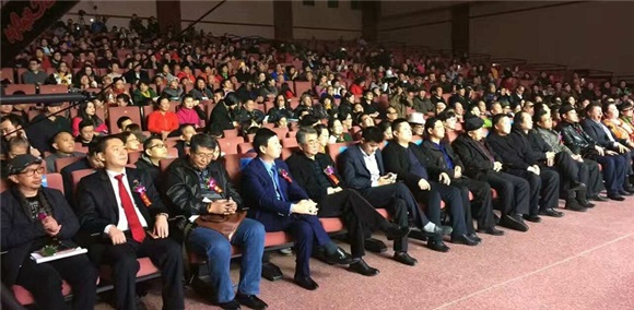 2017华人好春晚走进美国新闻发布暨明星义演在京举行