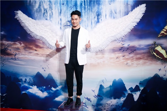 〈Yes 北京现场〉《鲛珠传》首映众星齐聚 张靓颖曝导演笑王大陆嘴大