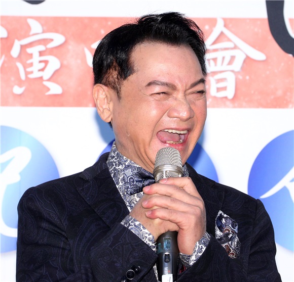 宝岛歌王叶启田举办《2017蓦然回首巡回演唱会》记者会